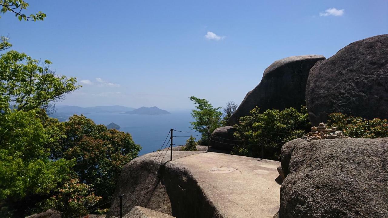 Full House Miyajima Hatsukaichi Exterior foto